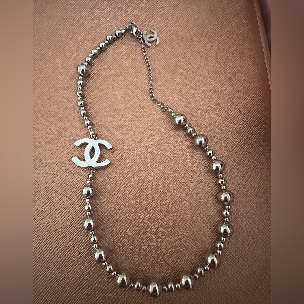 Choker Necklace